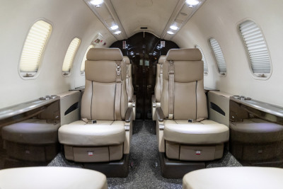 2010 Bombardier Learjet 40XR: 