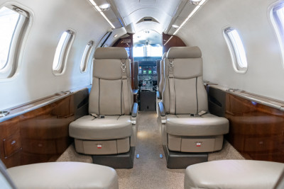 2010 Bombardier Learjet 40XR: 