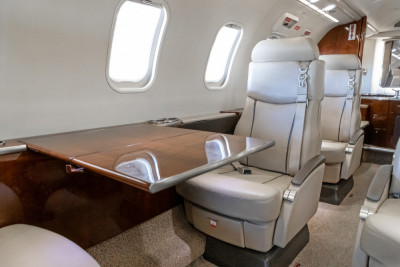 2010 Bombardier Learjet 40XR: 