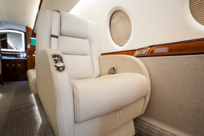 2003 Gulfstream G200: 