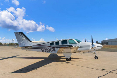 1999 Beechcraft Baron 58: 