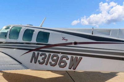 1999 Beechcraft Baron 58: 