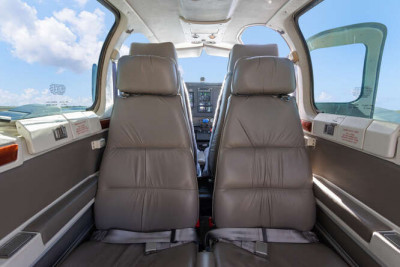 1999 Beechcraft Baron 58: 