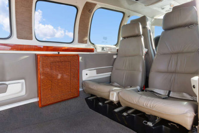 1999 Beechcraft Baron 58: 