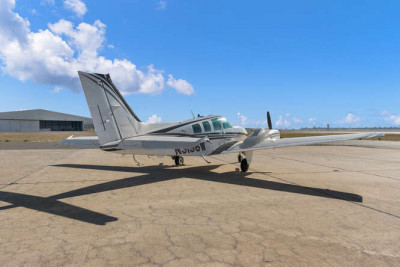 1999 Beechcraft Baron 58: 