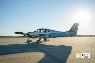2006 Cirrus SR22 GTS: 