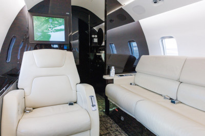 2007 Bombardier Challenger 300: 