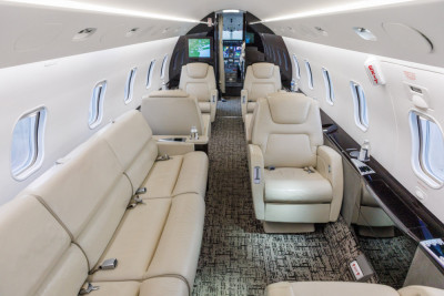 2007 Bombardier Challenger 300: 