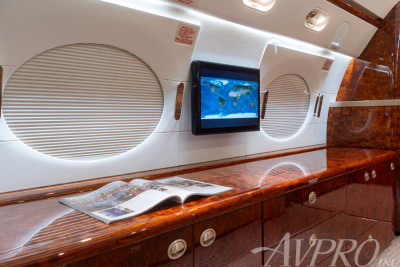 2011 Gulfstream G450: 