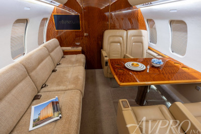 2009 Bombardier Challenger 605: 