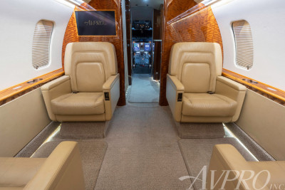 2009 Bombardier Challenger 605: 