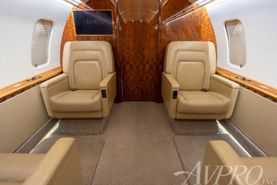 2009 Bombardier Challenger 605: 