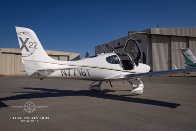 2010 Cirrus SR22 G3: 