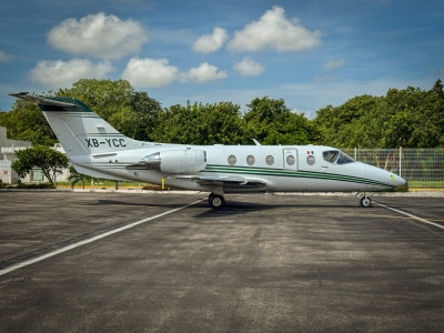 2008 Hawker 400XP: 
