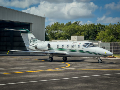 2008 Hawker 400XP: 