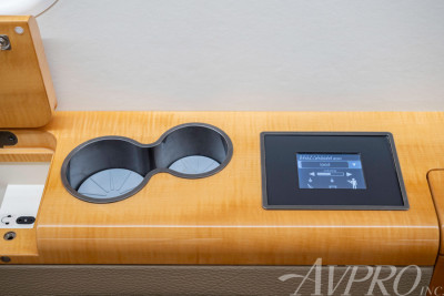 2009 Bombardier Challenger 300: 