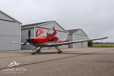2019 Cirrus SR22T: 