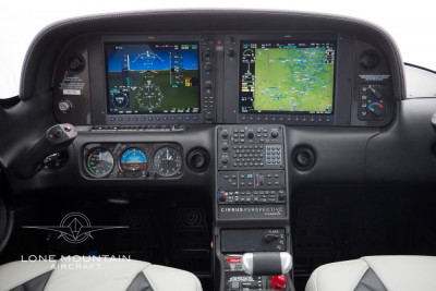 2011 Cirrus SR22 GTS: 