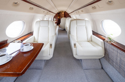 2001 Gulfstream G-IV SP: 