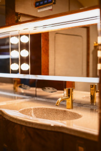 2002 Gulfstream G-IV SP: 