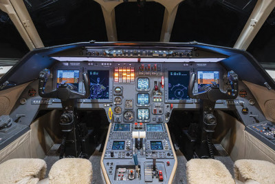 1998 Dassault Falcon 2000: 61-Panel