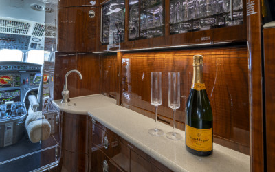 2013 Dassault Falcon 2000LXS: 