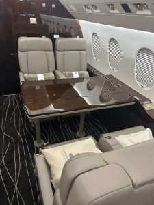 2009 Dassault Falcon 2000LX: 