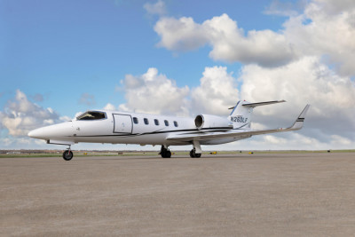 2001 Bombardier Learjet 31A: 2001 Learjet 31A SN 231 REG N260LF Exterior