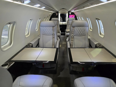 2008 Bombardier Learjet 45XR: 2008 Learjet 45XR SN 377 REG G-SVNT - Interior