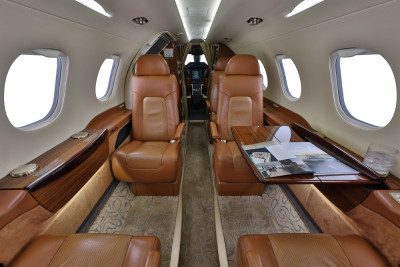 2015 Embraer Phenom 300: 