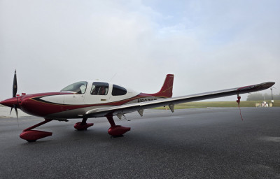 2019 Cirrus SR22T: 