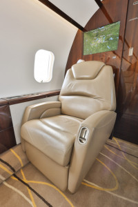 2013 Bombardier Challenger 300: 