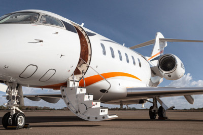 2009 Bombardier Challenger 300: 