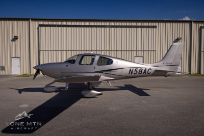 2021 Cirrus SR22 G6 GTS: 