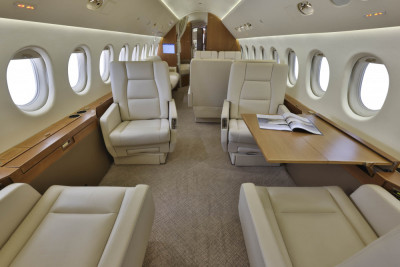 1988 Dassault Falcon 900B: 