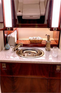 1988 Dassault Falcon 900B: 