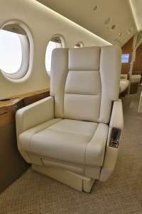 1988 Dassault Falcon 900B: 