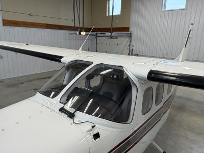 1981 Cessna P210N: 
