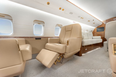 2005 Bombardier Challenger 604: 