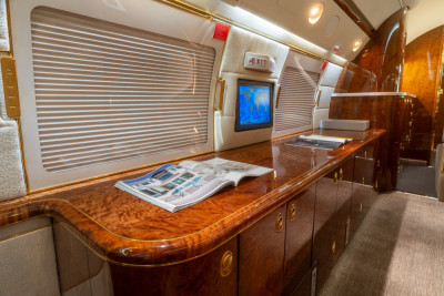 2001 Gulfstream G-V: Cradenza