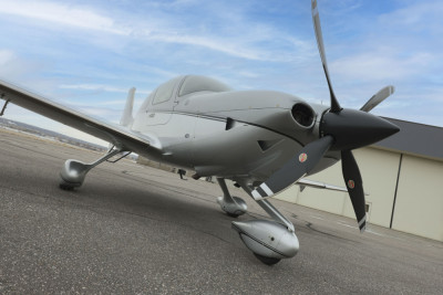 2023 Cirrus SR22T G6 GTS: 