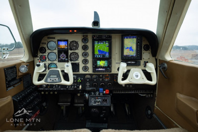 1984 Beechcraft Bonanza A36: 