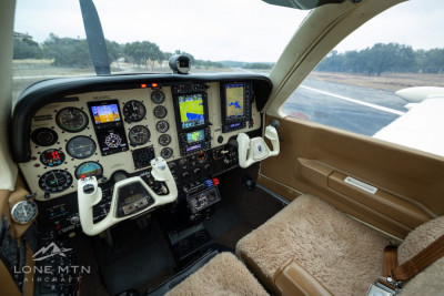 1984 Beechcraft Bonanza A36: 