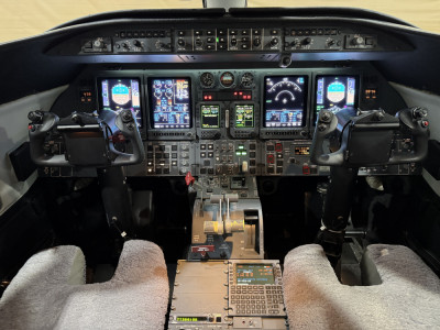 2006 Bombardier Learjet 40XR: 