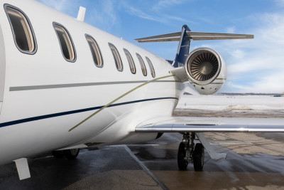 2006 Bombardier Learjet 40XR: 