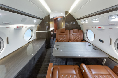 1998 Gulfstream G-V: 