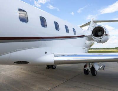 2005 Bombardier Challenger 300: 