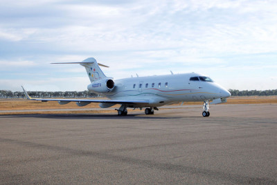 2007 Bombardier Challenger 300: 