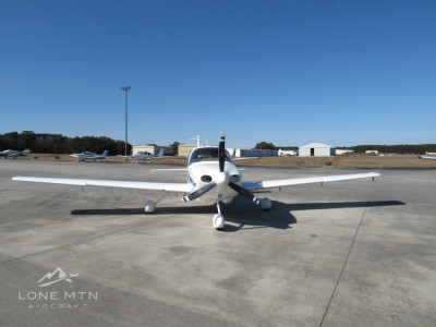 2004 Cirrus SR20: 