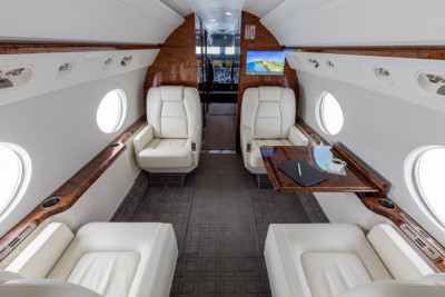 2004 Gulfstream G550: 